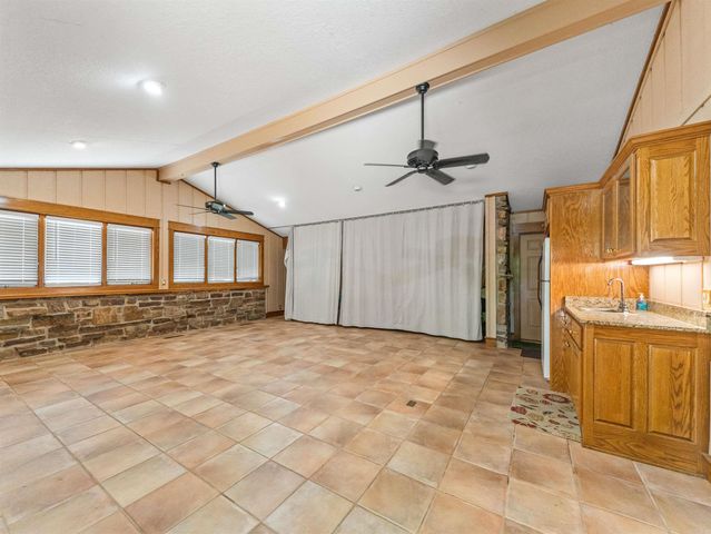 10 Guadalajara Lane, Hot Springs Village, AR 71909