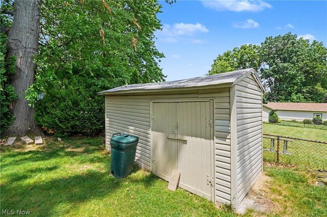 3648 Northport Drive, Stow, OH 44224
