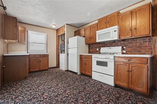 3648 Northport Drive, Stow, OH 44224