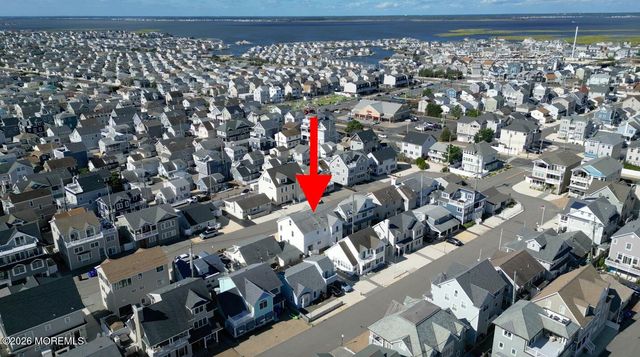 30 S Surf Road, Lavallette, NJ 08735