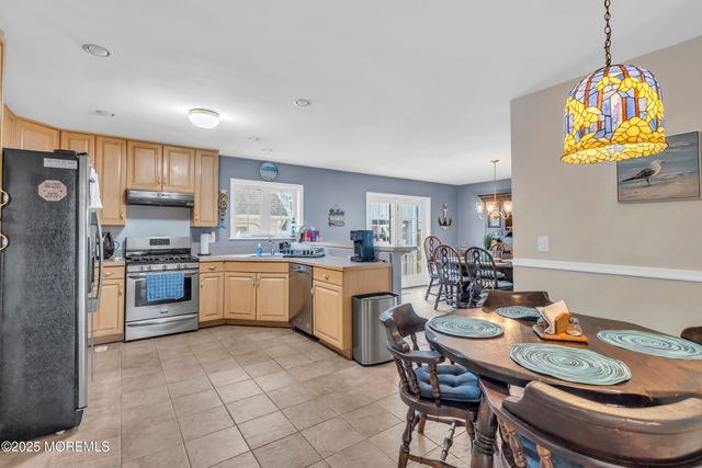 30 S Surf Road, Lavallette, NJ 08735