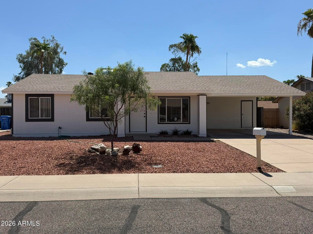 3427 E HELENA Drive, Phoenix, AZ 85032 — exterior