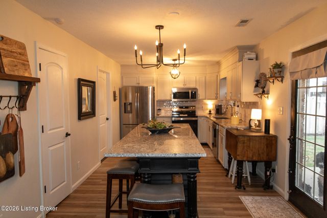 6303 Caleigh Dr, Charlestown, IN 47111