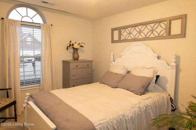 6303 Caleigh Dr, Charlestown, IN 47111