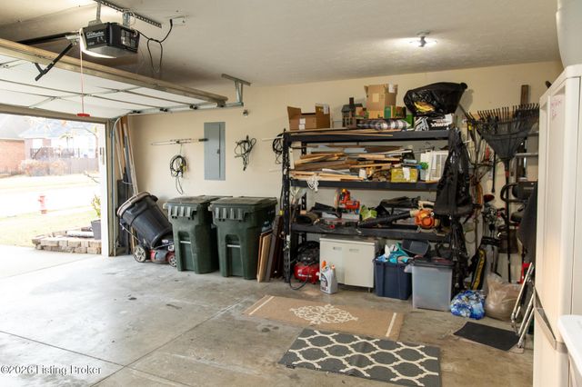 6303 Caleigh Dr, Charlestown, IN 47111