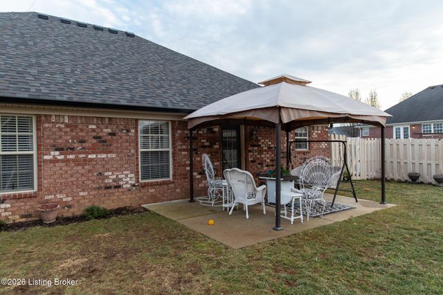 6303 Caleigh Dr, Charlestown, IN 47111