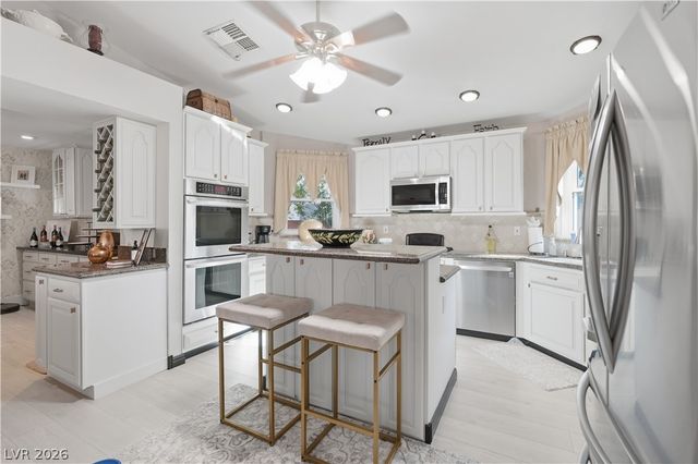 969 Pack Saddle Court, Henderson, NV 89014