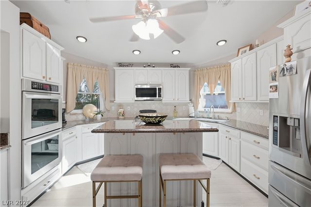 969 Pack Saddle Court, Henderson, NV 89014