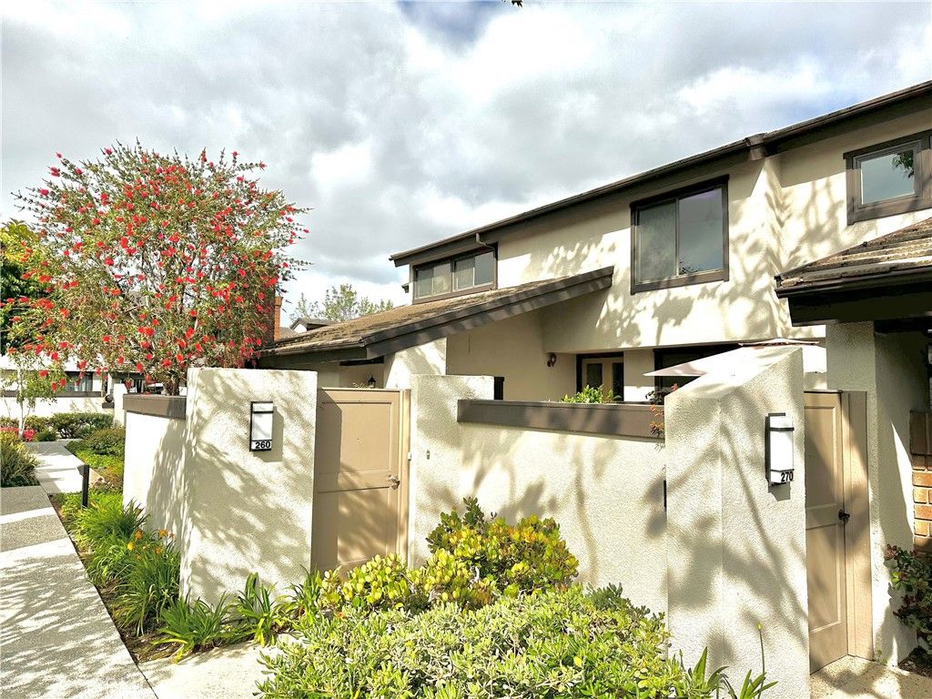 260 Old Ranch Road 9, Seal Beach, CA 90740