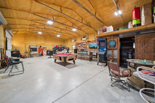 4562 W 95th Street N, Porter, OK 74454