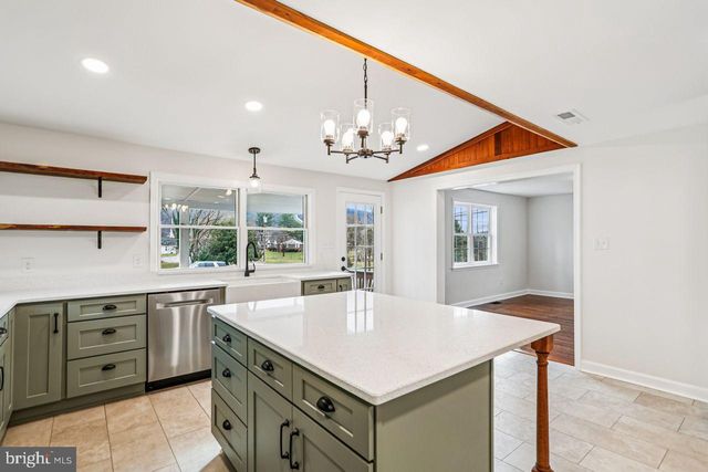 19452 GARRETTS MILL RD, Knoxville, MD 21758