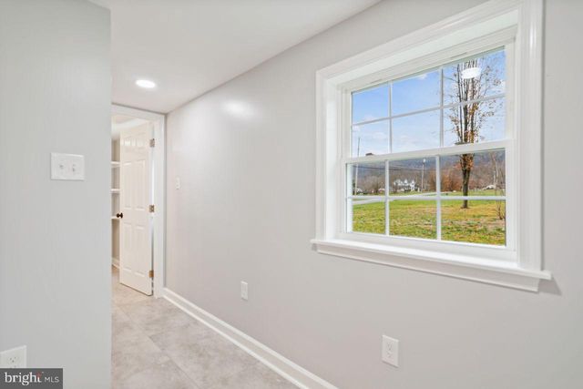 19452 GARRETTS MILL RD, Knoxville, MD 21758