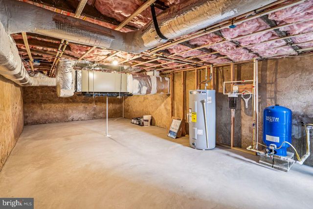 19452 GARRETTS MILL RD, Knoxville, MD 21758