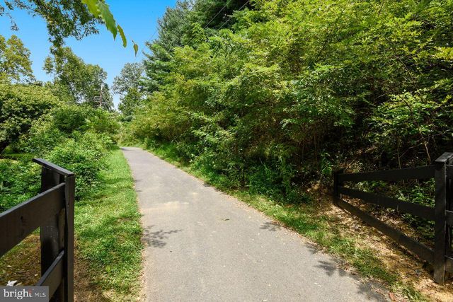 19452 GARRETTS MILL RD, Knoxville, MD 21758