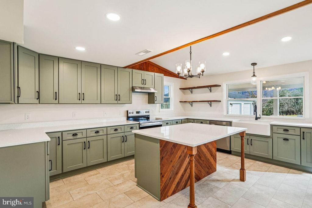 19452 GARRETTS MILL RD, Knoxville, MD 21758