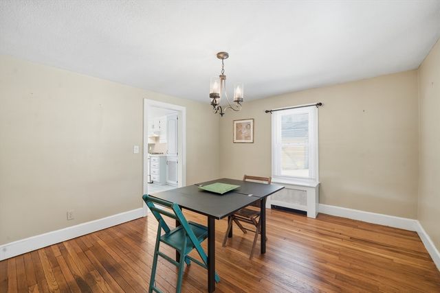 42 Carroll Street, Springfield, MA 01118