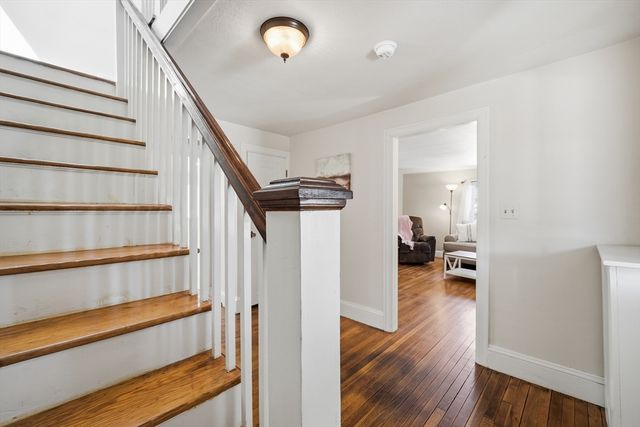 42 Carroll Street, Springfield, MA 01118