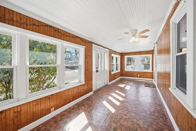 42 Carroll Street, Springfield, MA 01118