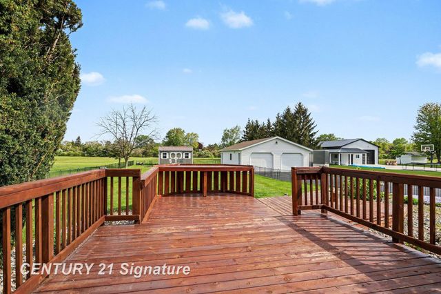 2921 E Fisher Road, Monitor Twp, MI 48607