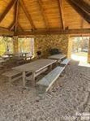 436 Sunset Point Parkway 39, Nebo, NC 28761