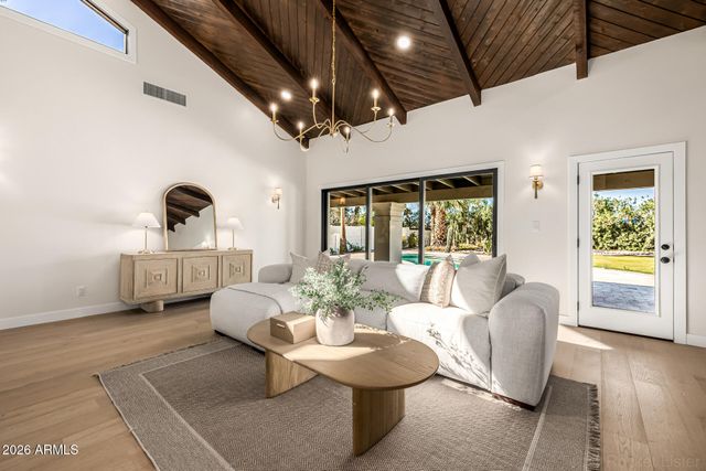 8238 E APPALOOSA Trail, Scottsdale, AZ 85258