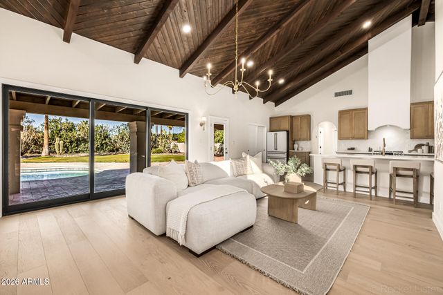 8238 E APPALOOSA Trail, Scottsdale, AZ 85258