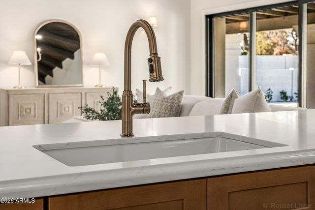 8238 E APPALOOSA Trail, Scottsdale, AZ 85258