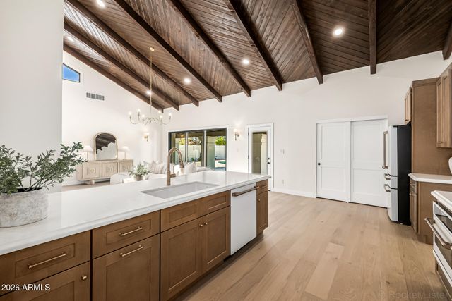 8238 E APPALOOSA Trail, Scottsdale, AZ 85258