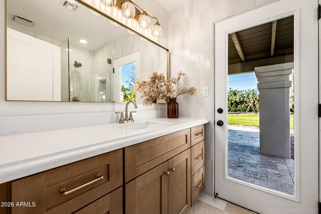 8238 E APPALOOSA Trail, Scottsdale, AZ 85258