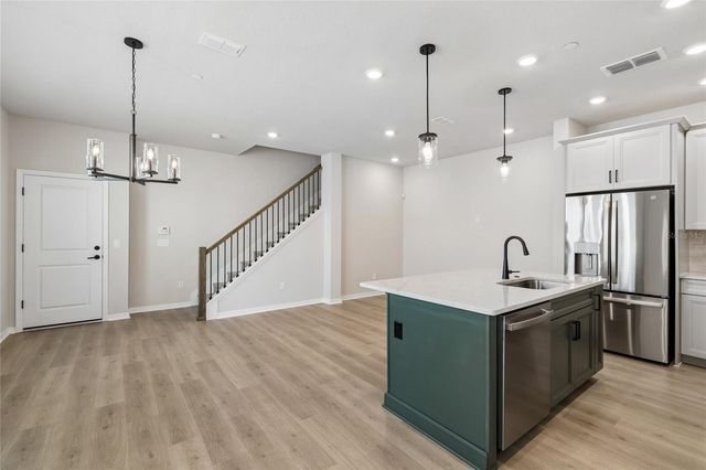 4341 ROUSH AVENUE, Orlando, FL 32803