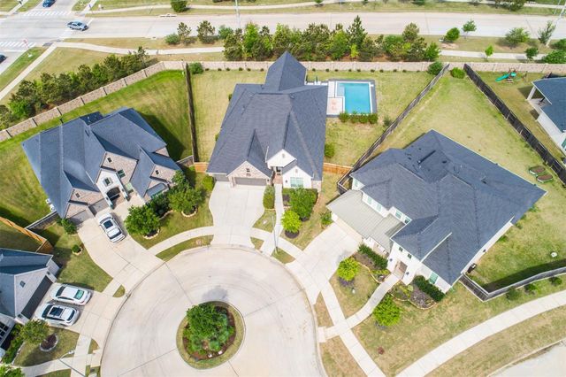 29006 Windy Court, Fulshear, TX 77441