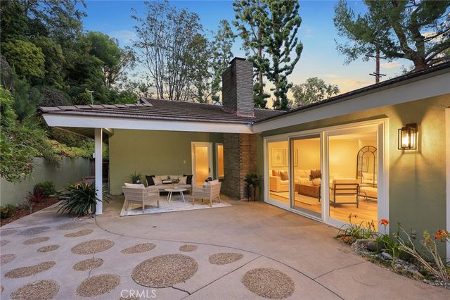1135 Sierra Madre Villa Avenue, Pasadena, CA 91107