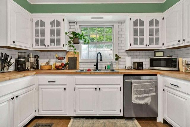 1123 Washington Avenue, Etowah, TN 37331