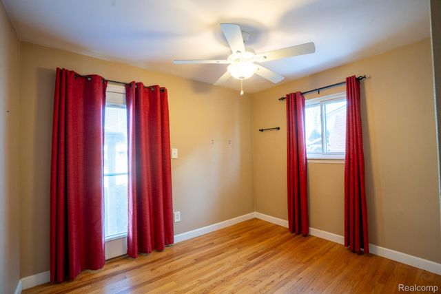 1773 Lakeview Street, Trenton, MI 48183