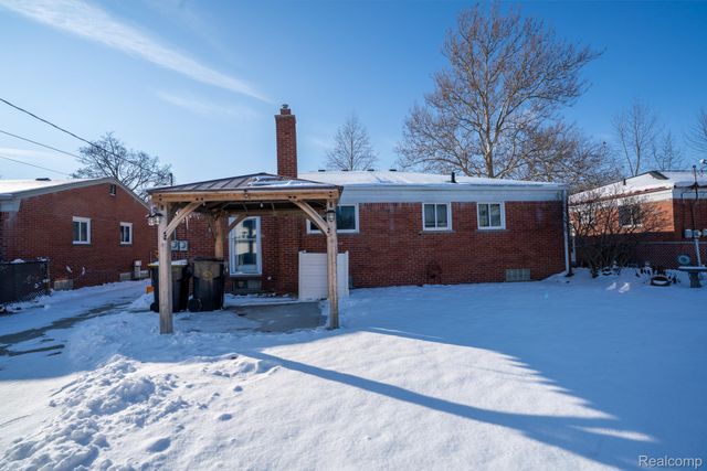 1773 Lakeview Street, Trenton, MI 48183