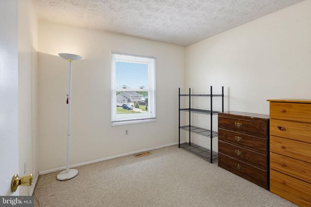 7802 BASTILLE RD, Severn, MD 21144