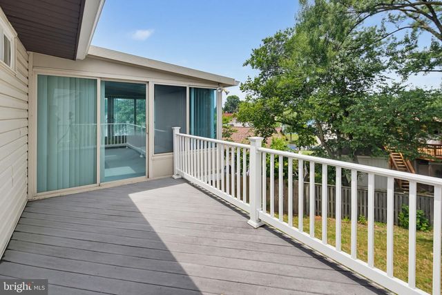 7802 BASTILLE RD, Severn, MD 21144