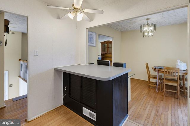 7802 BASTILLE RD, Severn, MD 21144