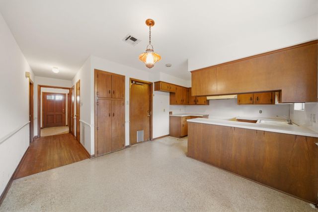 1501 Early Lane, Houston, TX 77055