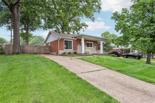8511 Talma Court, Affton, MO 63123
