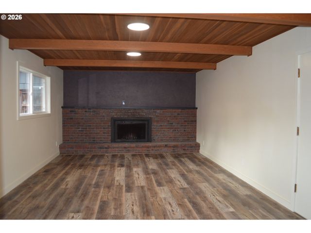 15236 Se KELLY St, Portland, OR 97236