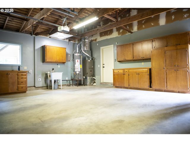 15236 Se KELLY St, Portland, OR 97236