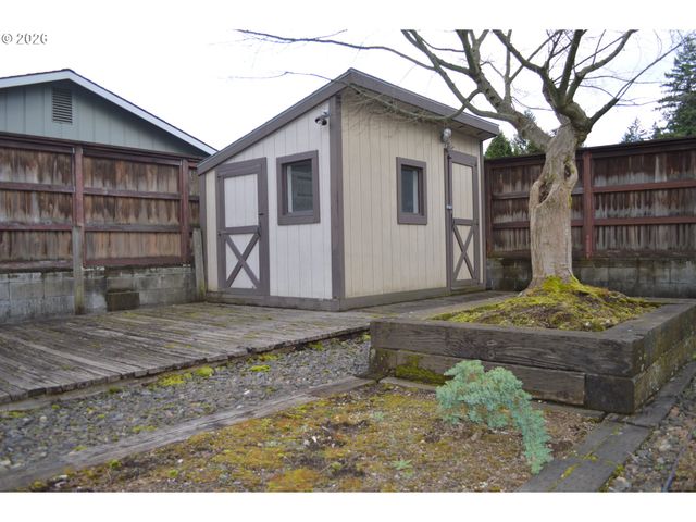 15236 Se KELLY St, Portland, OR 97236