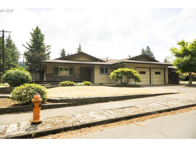 15236 Se KELLY St, Portland, OR 97236