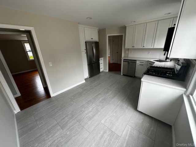 21 Batavia Place 2, Harrison, NY 10528