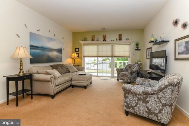 66 PELICAN PL, West Deptford, NJ 08086