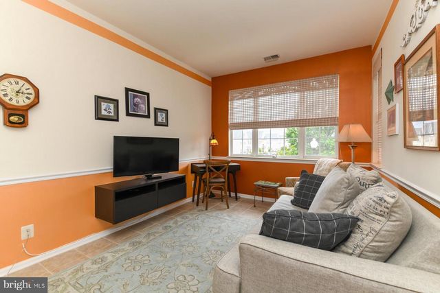 66 PELICAN PL, West Deptford, NJ 08086