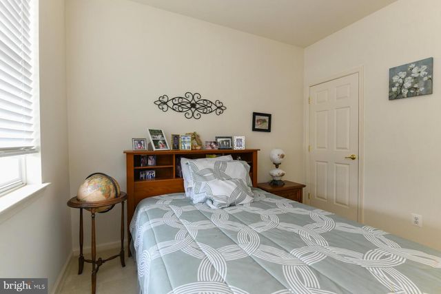 66 PELICAN PL, West Deptford, NJ 08086