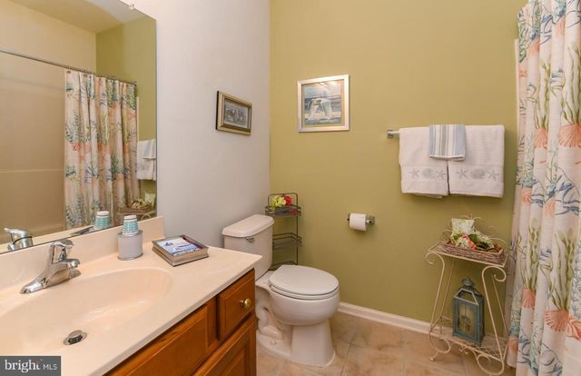 66 PELICAN PL, West Deptford, NJ 08086