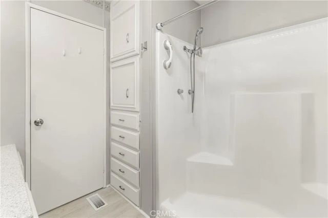 881 Lake Street, Hemet, CA 92544